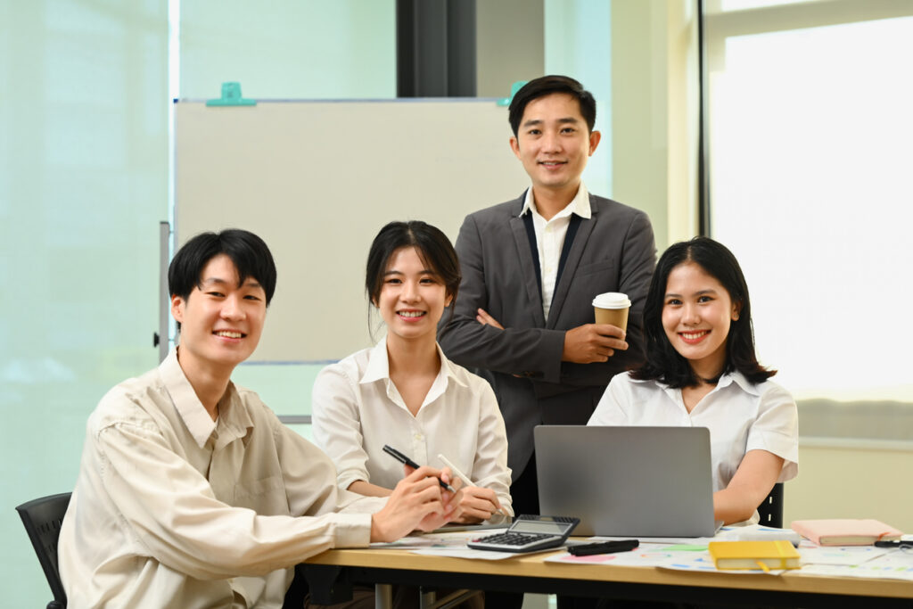 働きやすい職場とは?特徴や働きやすさを向上させる施策例を解説 | あそぶ社員研修